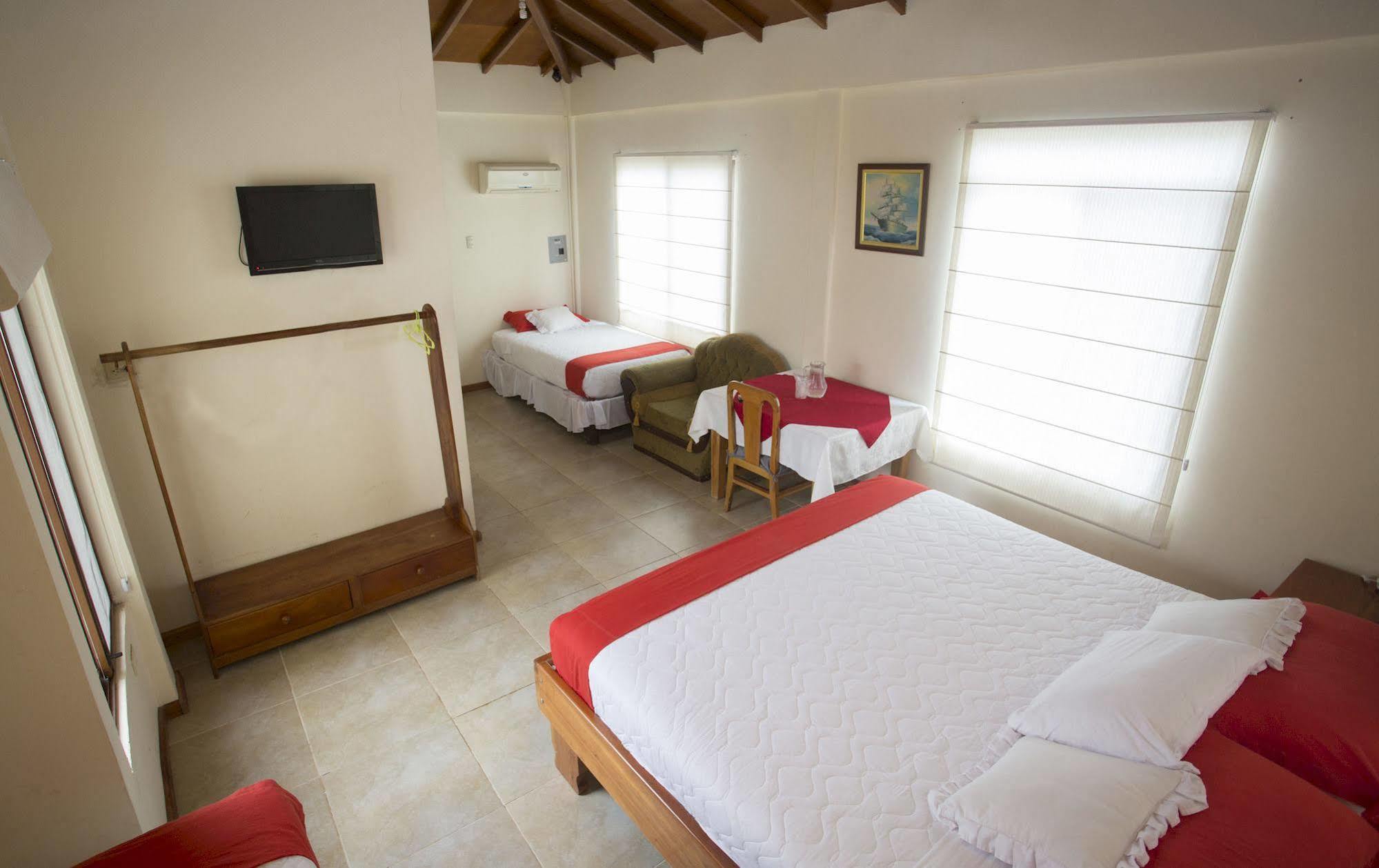 Hotel San Vicente Galapagos Puerto Villamil Dış mekan fotoğraf